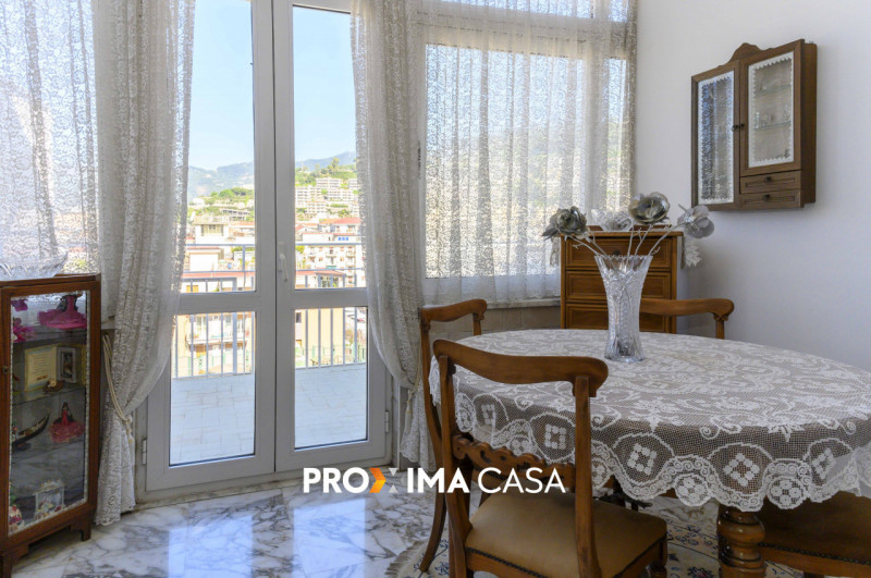 Appartamento in vendita di 135 mq a Salerno Thumbnail