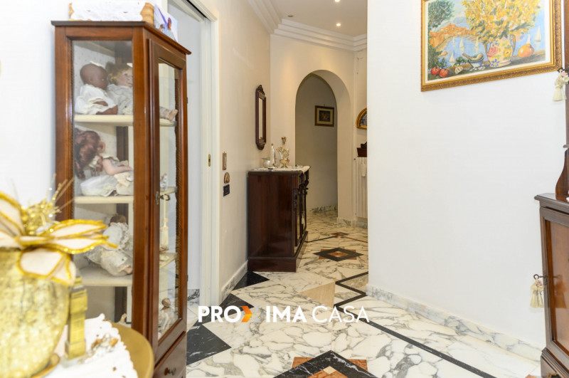 Appartamento in vendita di 135 mq a Salerno Image 8