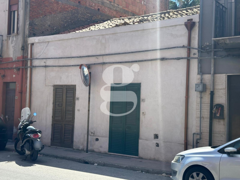 Casa singola in vendita di 46 mq a Milazzo Image 4