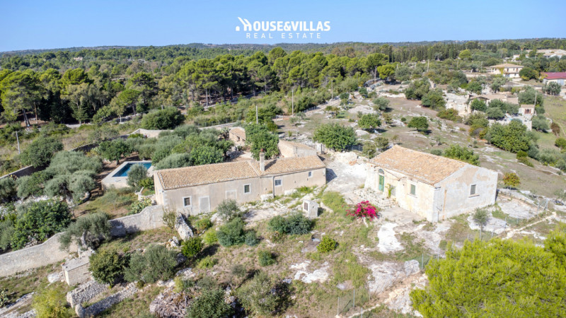 Villa in vendita di 400 mq a Noto Image 7