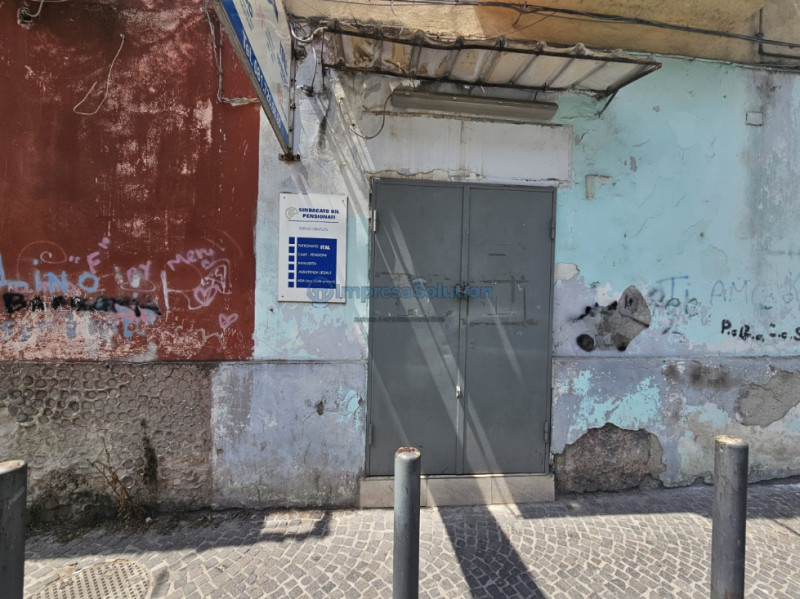 Negozio in vendita di 37 mq a Napoli Image 5