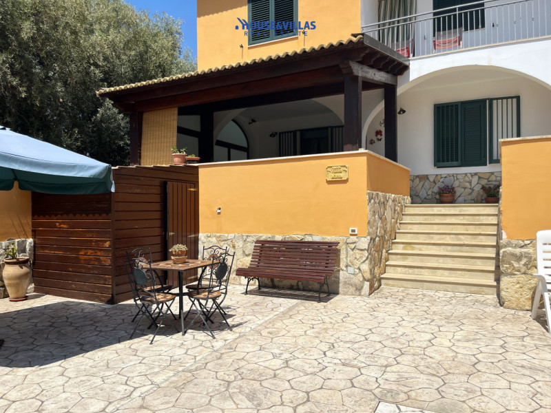 Villa in vendita di 147 mq a Noto Image 2