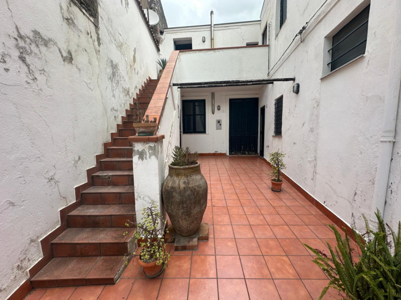 Casa singola in vendita di 215 mq a Barcellona Pozzo di Gotto Image 6