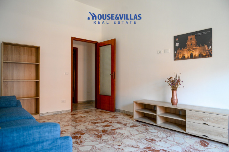 Appartamento in affitto di 75 mq a Avola Image 3