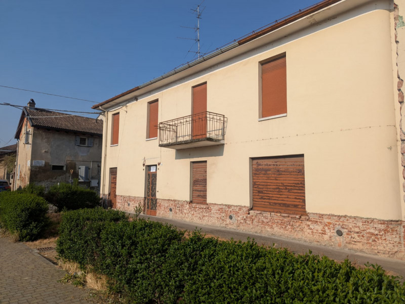 Casa singola in vendita di 300 mq a Occimiano Image 3