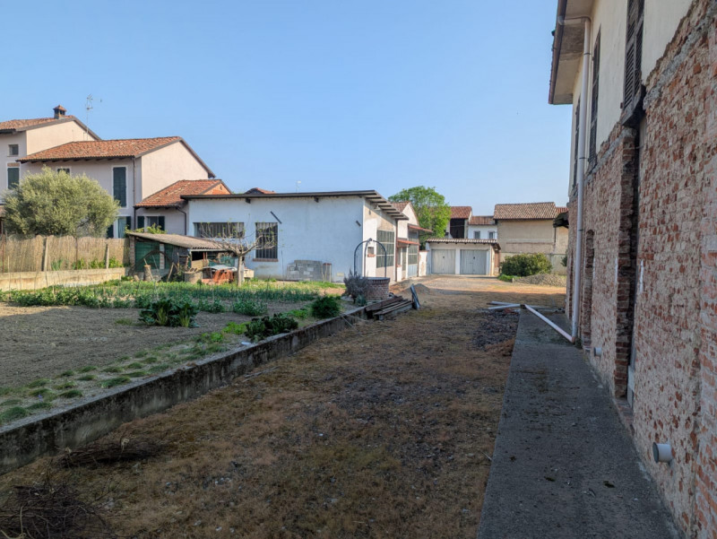 Casa singola in vendita di 300 mq a Occimiano Image 9