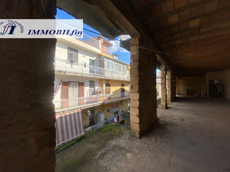 Appartamento in vendita di 200 mq Thumbnail