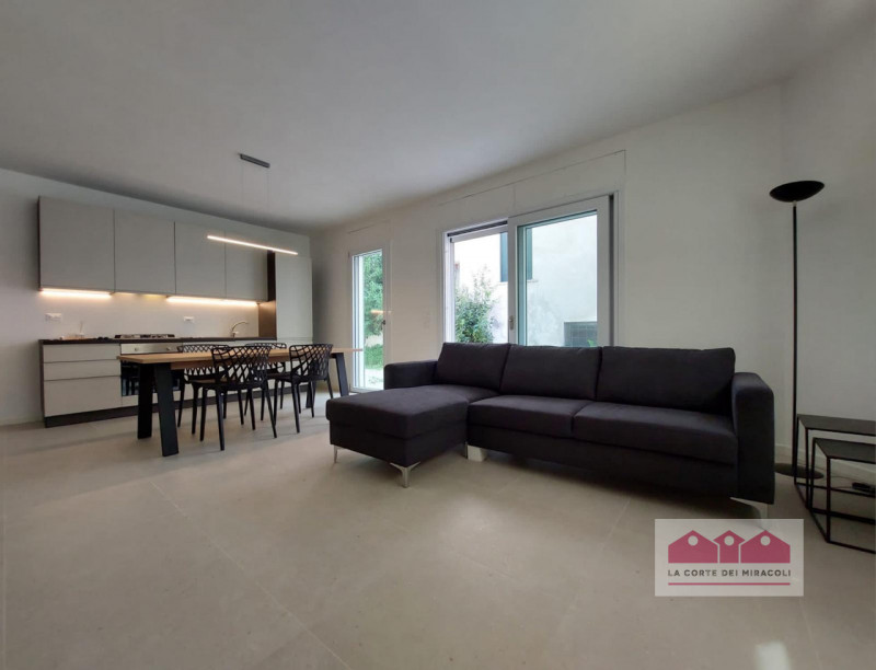 Appartamento in affitto di 90 mq a Vicenza Image 6