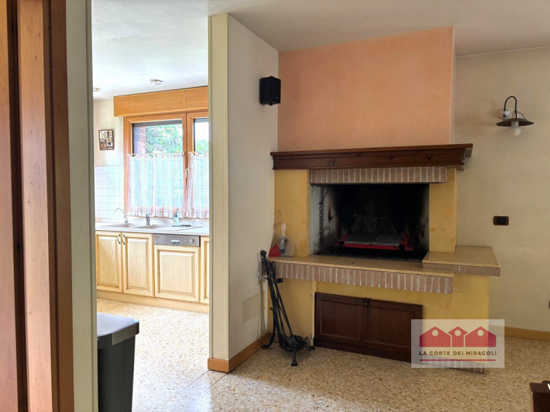 Casa singola in vendita di 476 mq a Vicenza Thumbnail