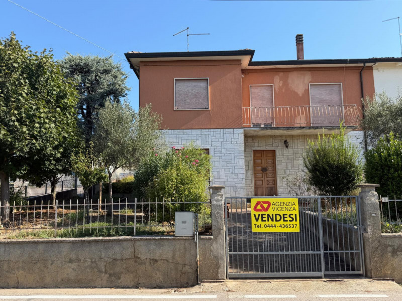 Bifamiliare in vendita a Lonigo Image 4