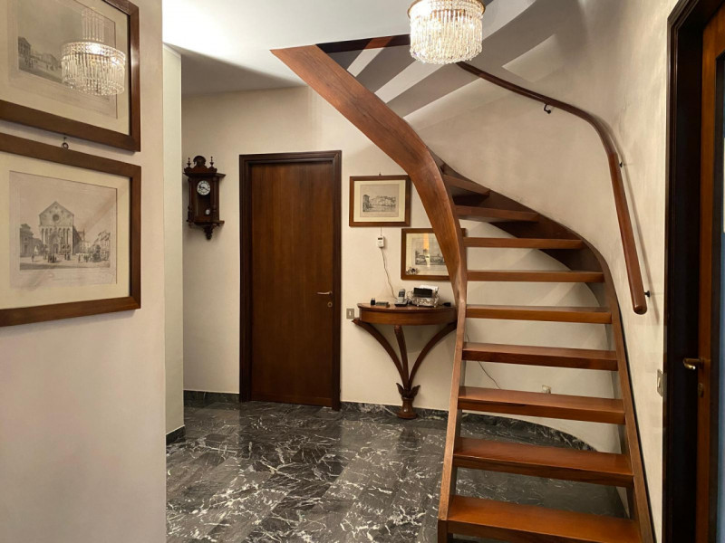 Appartamento in vendita di 200 mq Image 6