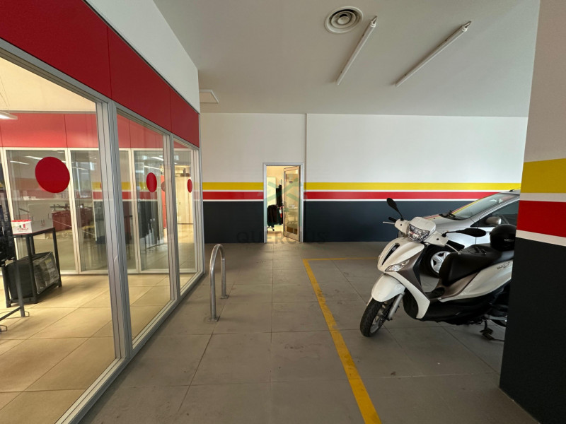 Capannone in vendita di 1200 mq Image 1