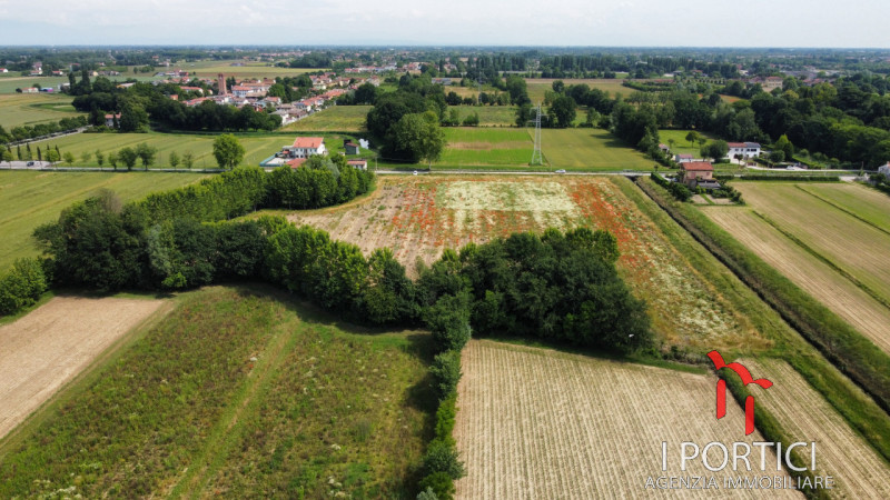 Terreno in vendita di 21100 mq Image 6