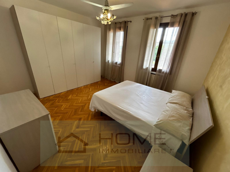 Bifamiliare in affitto di 200 mq Image 8