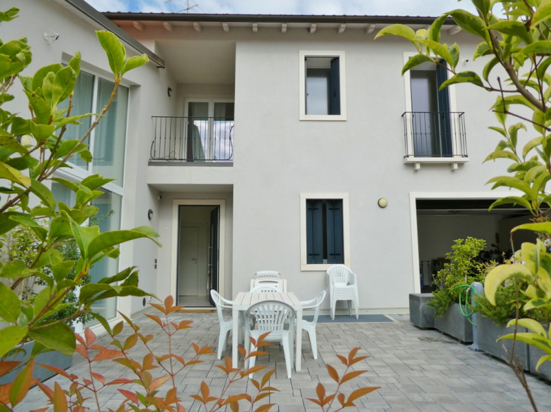 Casa a schiera in vendita di 363 mq Image 3