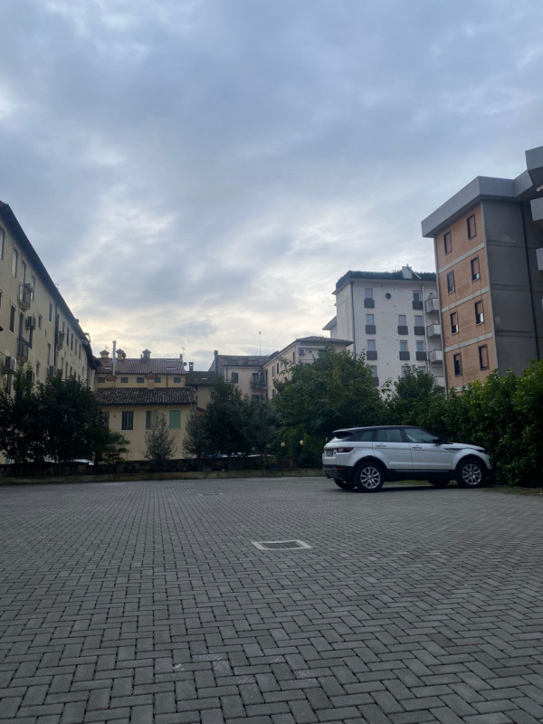 Posto auto in vendita di 169 mq Image 3