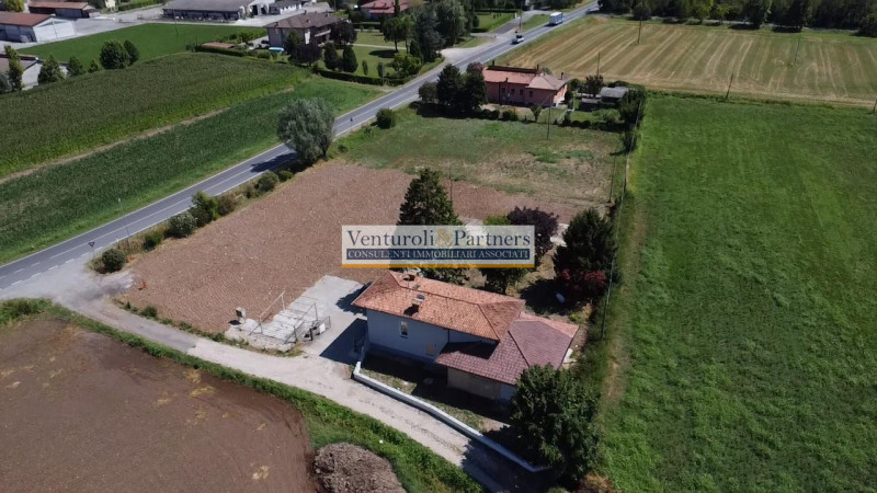 Terreno in vendita di 1100 mq Image 7