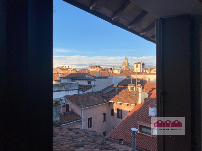 Appartamento in vendita di 210 mq Image 7