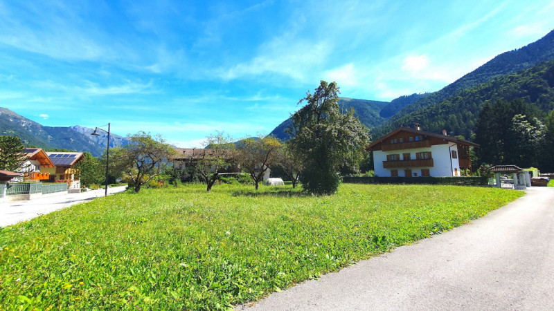 Terreno in vendita di 1312 mq Image 2