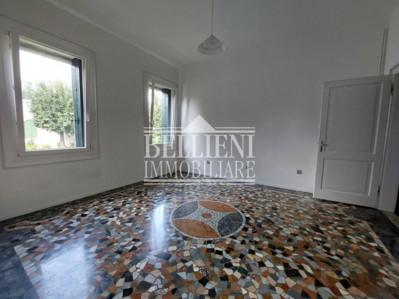 Bifamiliare in affitto di 145 mq Thumbnail