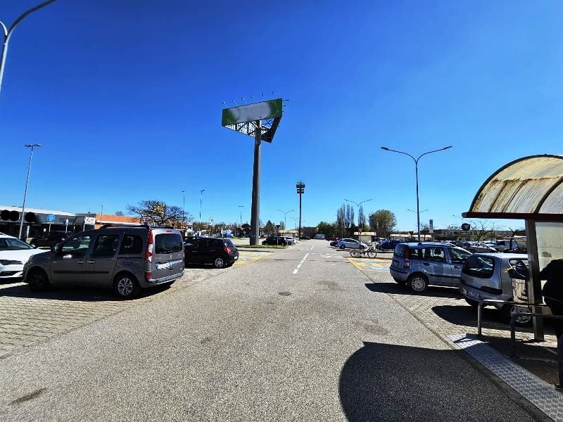 Negozio in vendita di 187 mq Image 3