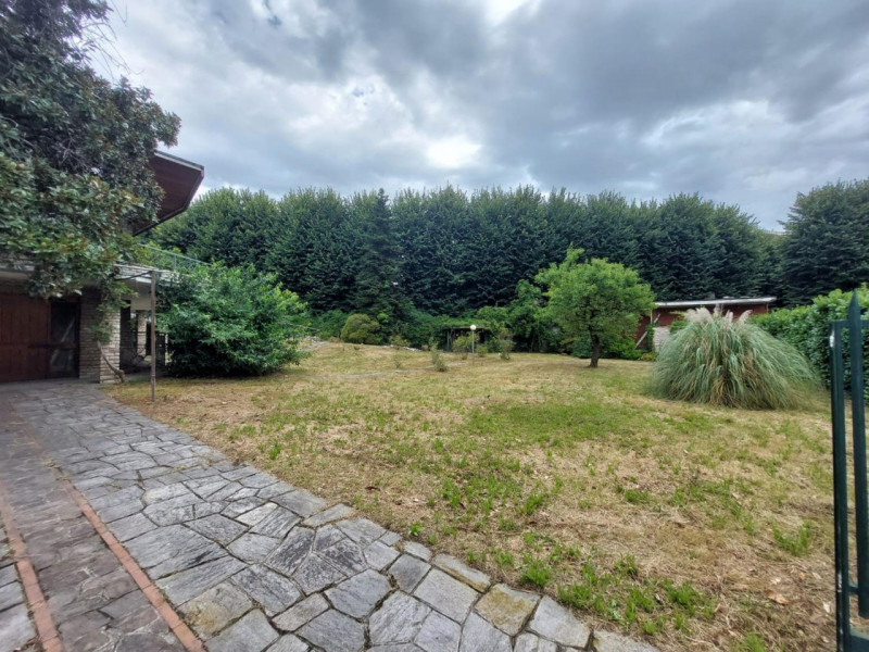 Villa in vendita di 1560 mq Image 6