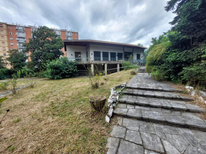 Villa in vendita di 1560 mq Image 10